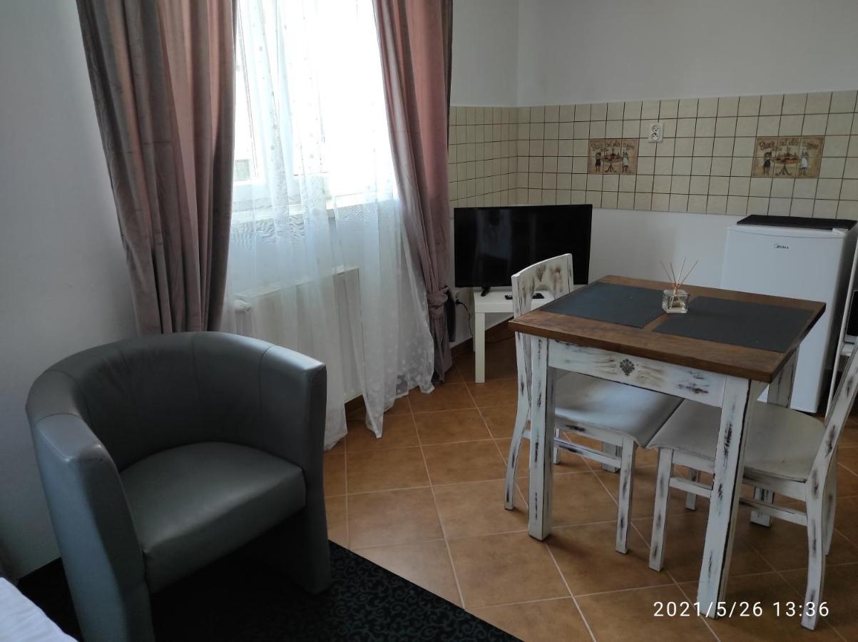 Harmonica Premium Appartement Nowy Sącz Buitenkant foto