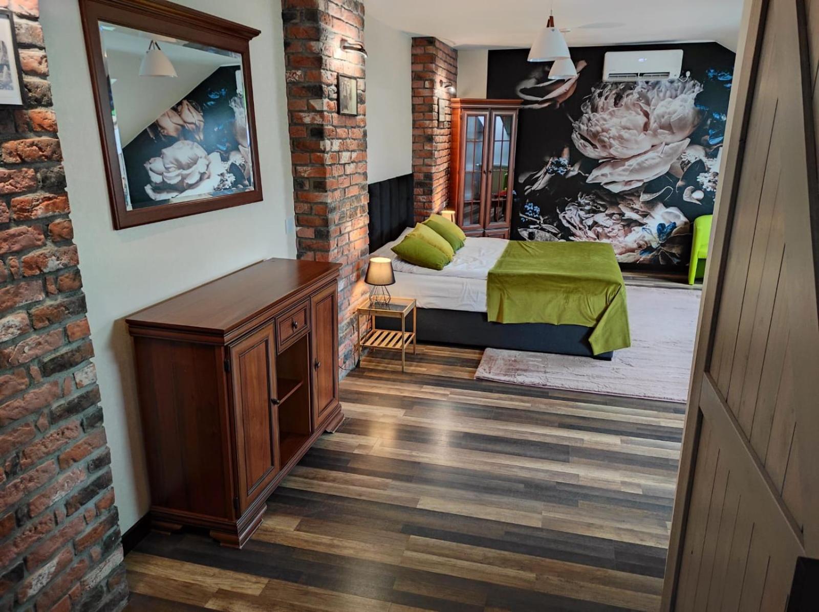 Harmonica Premium Appartement Nowy Sącz Buitenkant foto