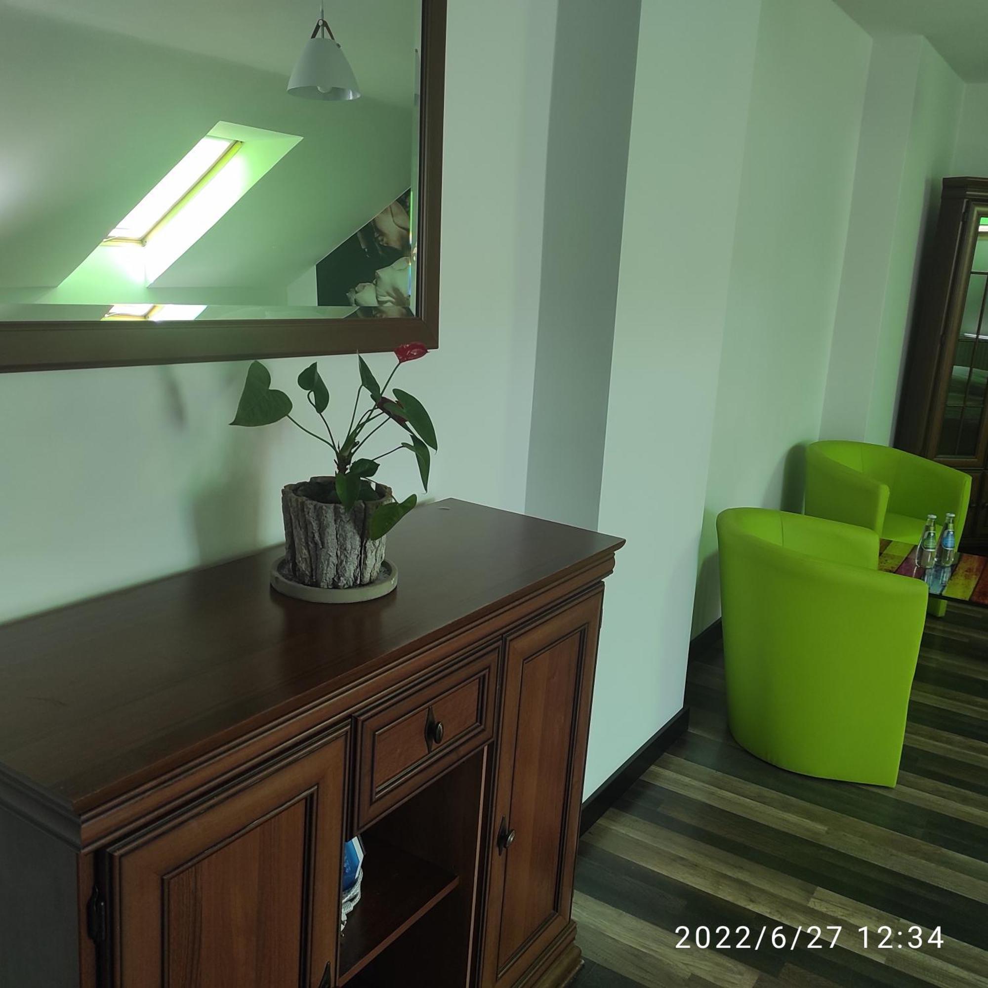 Harmonica Premium Appartement Nowy Sącz Buitenkant foto